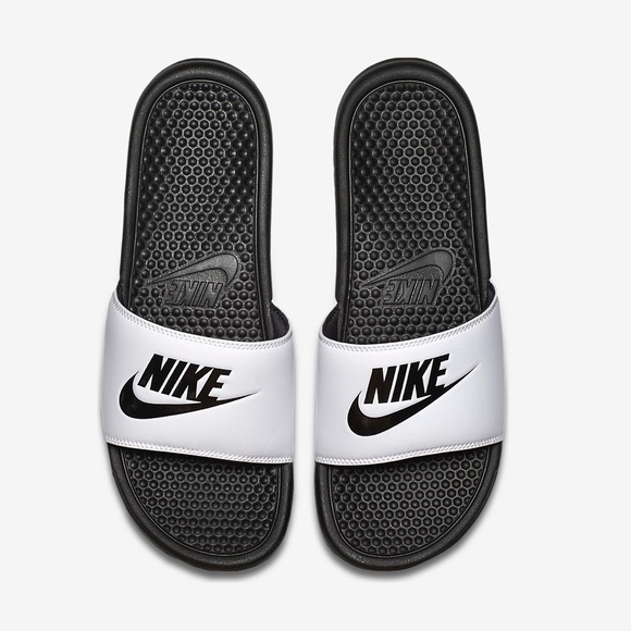 womans nike slides